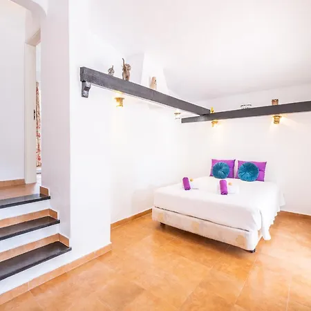 Vila Villa In Albufeira Near Sandy Beaches