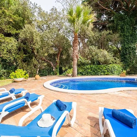 Villa In Albufeira Near Sandy Beaches * Albufeira