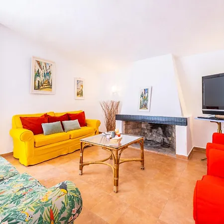 Villa Villa In Albufeira Near Sandy Beaches *